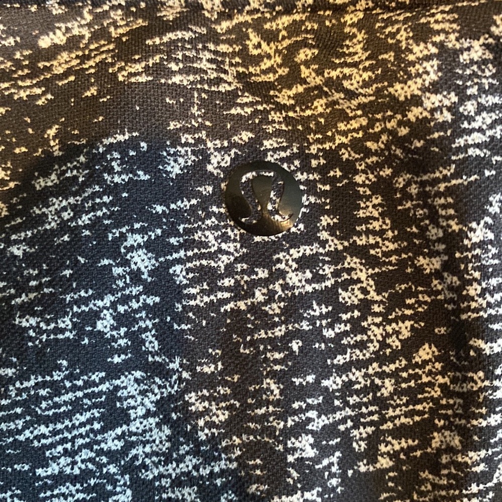 Lululemon Pullover 8